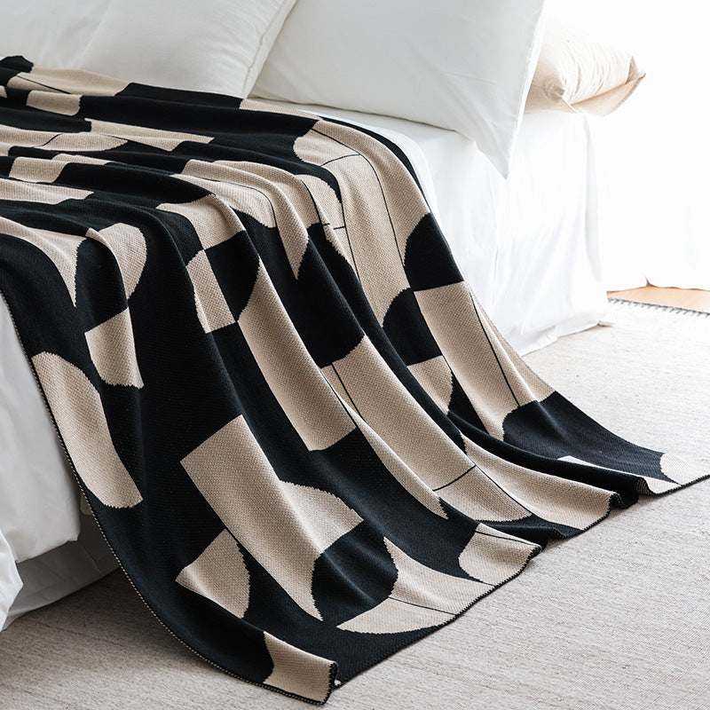 Soft Geometry Throw Blanket — Black & Sand Berriscent
