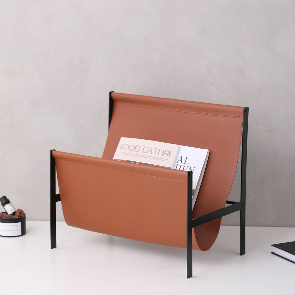 Contour Leather Display Rack Berriscent