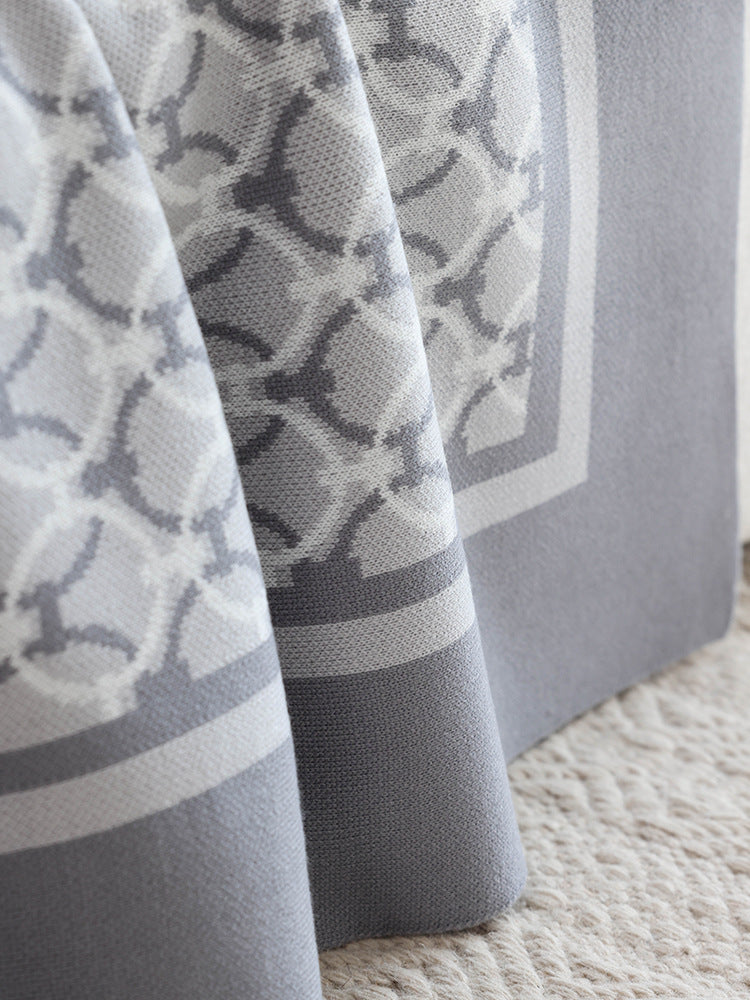 Loommark Woven Pattern Throw Berriscent