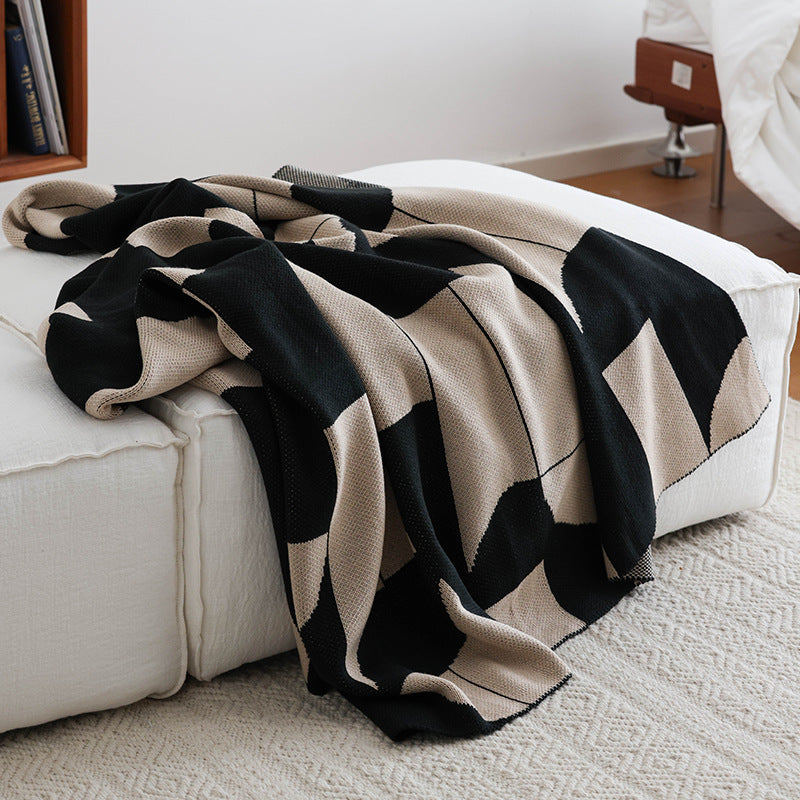 Soft Geometry Throw Blanket — Black & Sand Berriscent