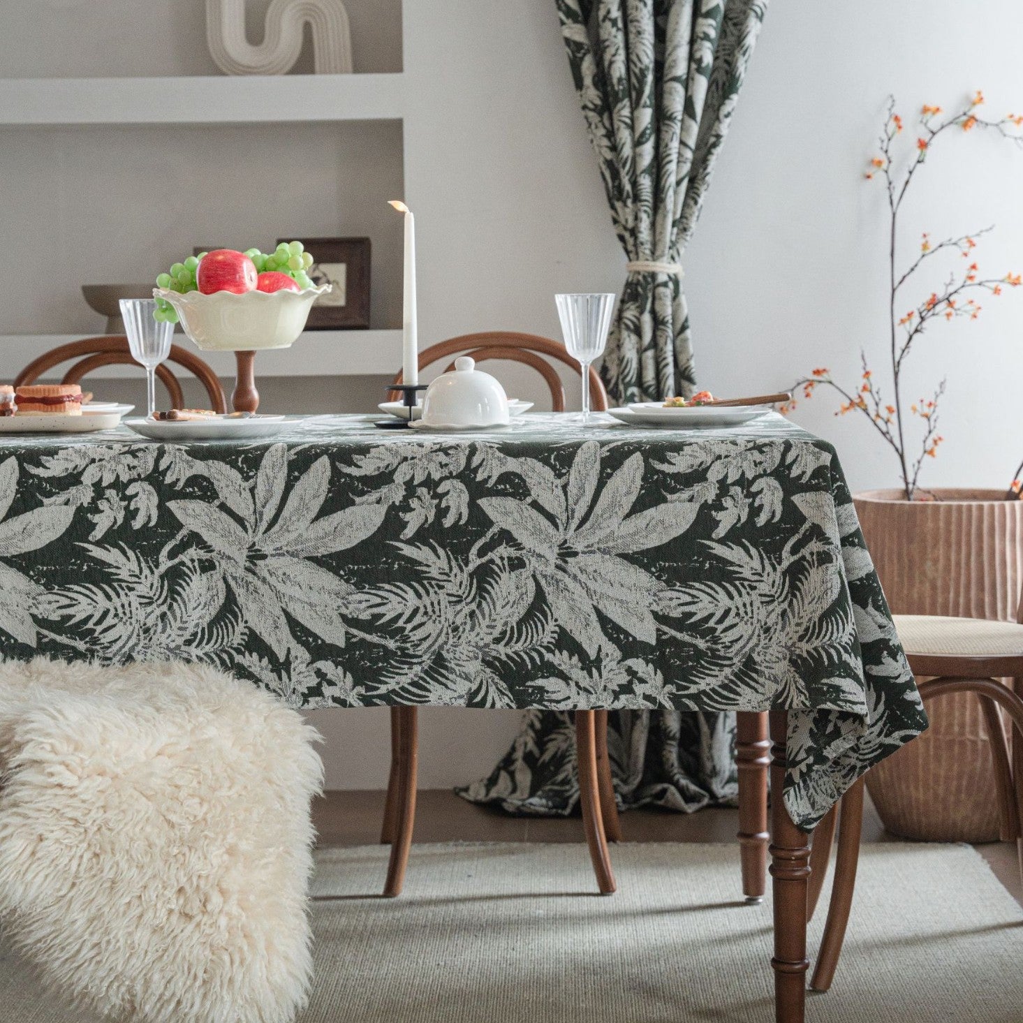 Botanical Weave Tablecloth Berriscent