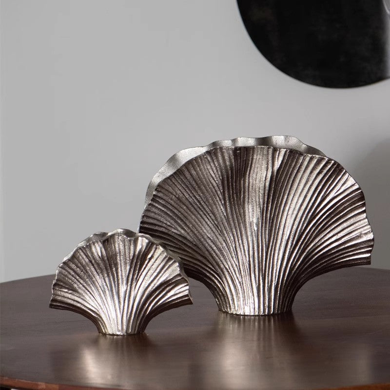 Aurora Fan-Shell Aluminium Vase Collection Berriscent