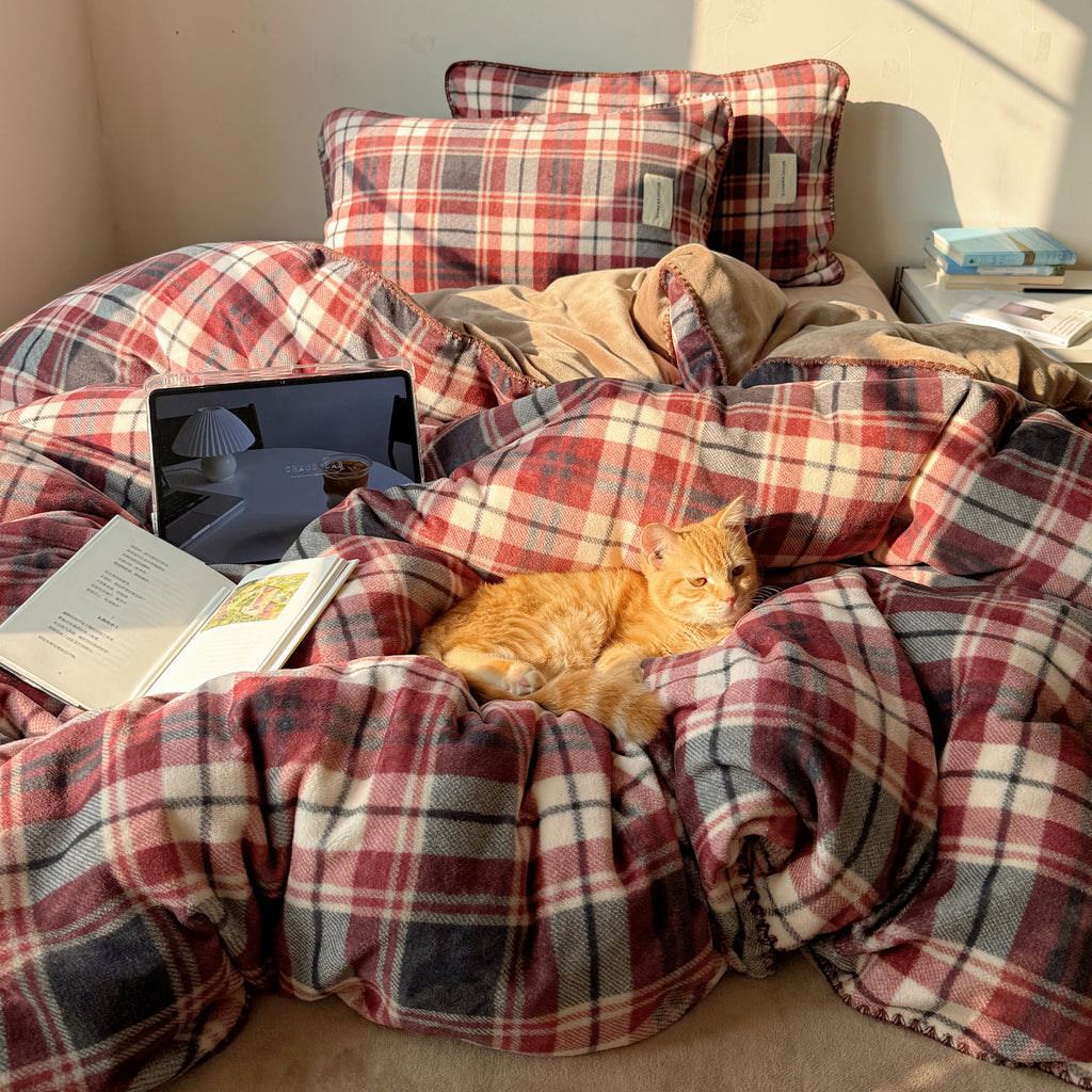 Warm Cabin Flannel Bedding Set Berriscent