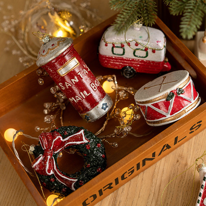 Festive Christmas Ornament Collection – 8-Piece Set