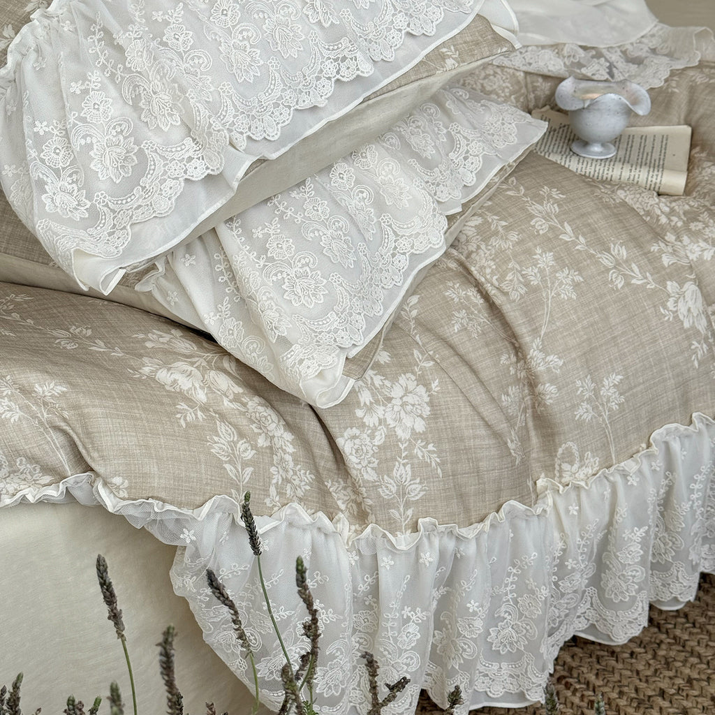 Maison Fleur Lace-Trim Bedding Set - Soft Linen Beige Berriscent