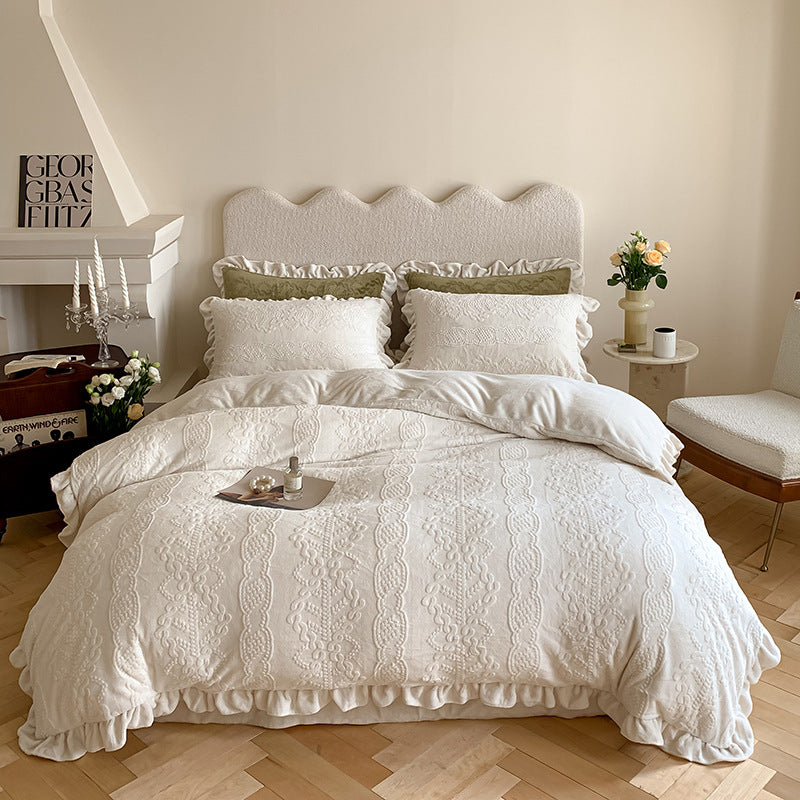 Ivory Château Bedding Set (4-Piece) Berriscent