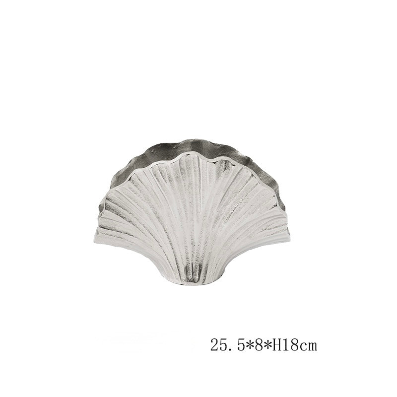Aurora Fan-Shell Aluminium Vase Collection Berriscent