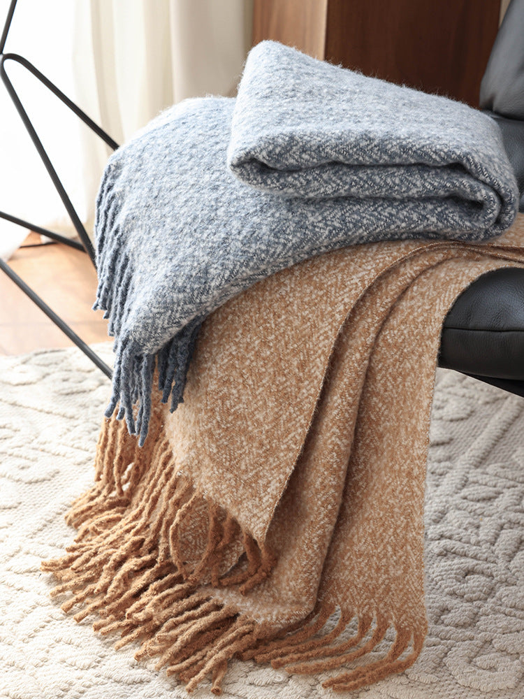 Nordic Softline Woven Throw Blanket Berriscent