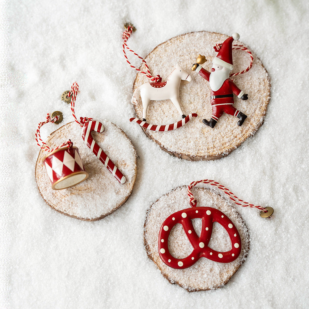 Christmas Ornaments Set – Festive Iron Art Collection