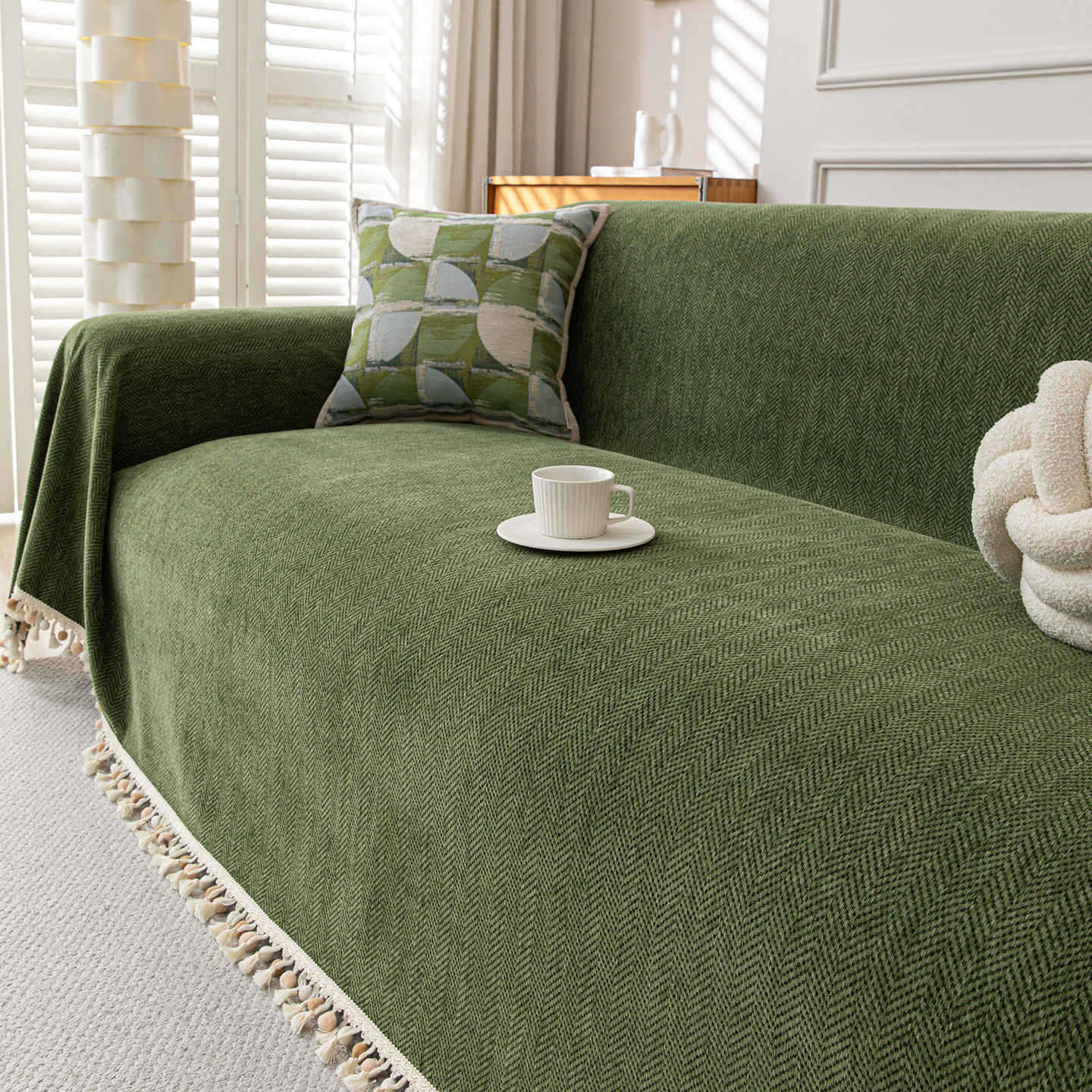 Pom-Tassel Chenille Sofa Cover Berriscent