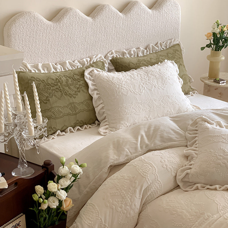 Ivory Château Bedding Set (4-Piece) Berriscent