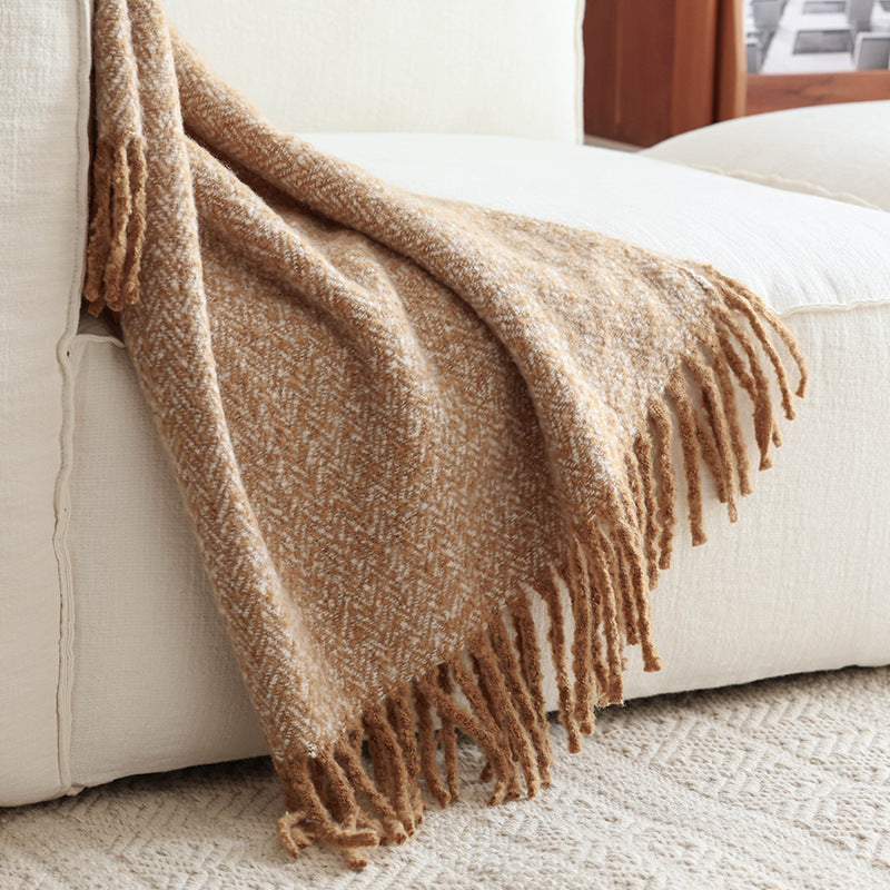 Nordic Softline Woven Throw Blanket Berriscent
