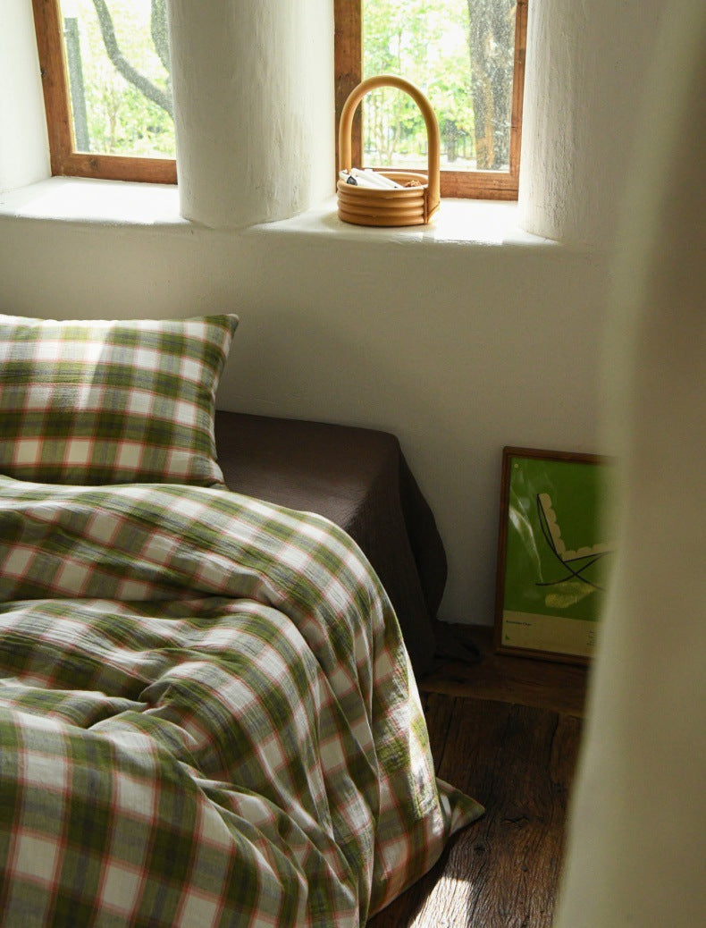 The Woodland Plaid | 60s High-Count Cotton Bed Linen