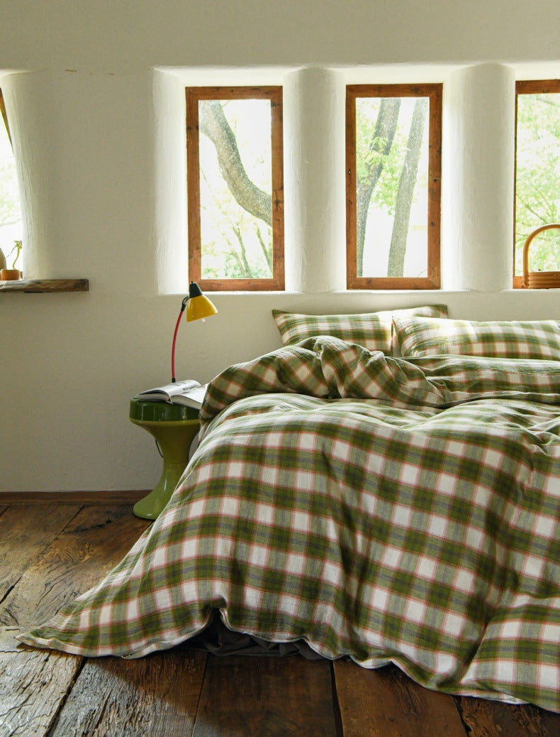 The Woodland Plaid | 60s High-Count Cotton Bed Linen