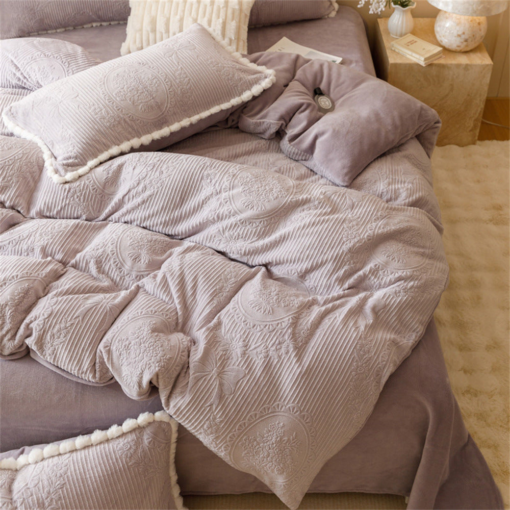 Embossed Plush Flannel Bedding Set – Lavender Berriscent