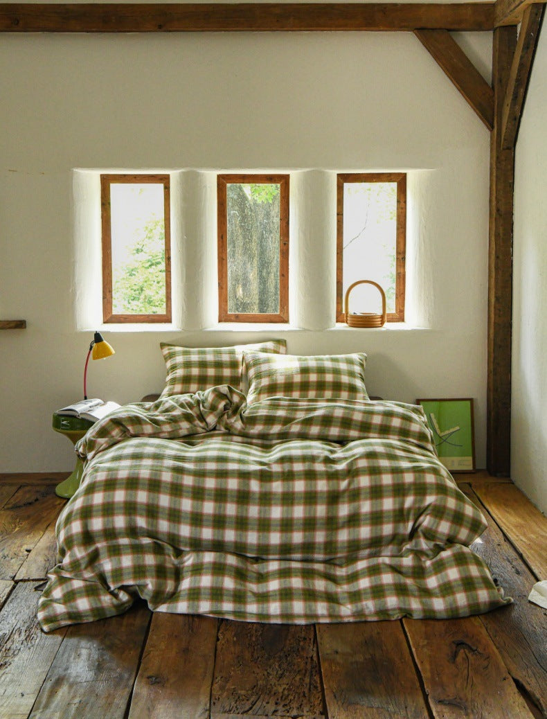 The Woodland Plaid | 60s High-Count Cotton Bed Linen