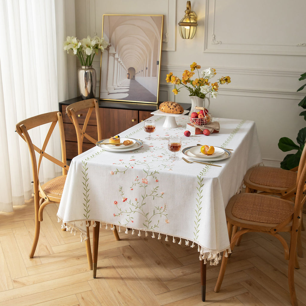 Botanical Grace Embroidered Tablecloth Berriscent