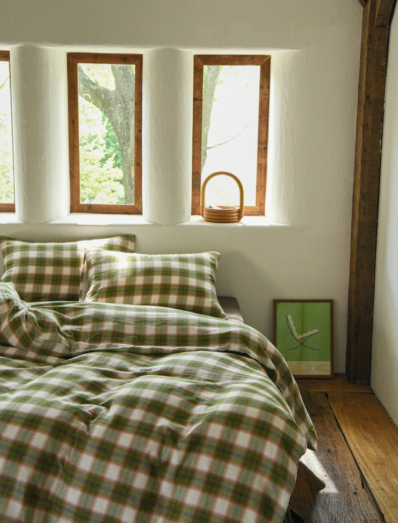 The Woodland Plaid | 60s High-Count Cotton Bed Linen